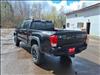 2017 Toyota Tacoma TRD Off-Road - thumbnail 3