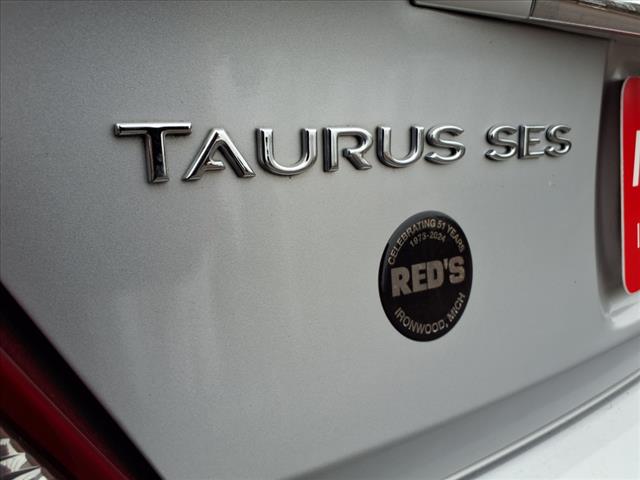 2002 Ford Taurus SES