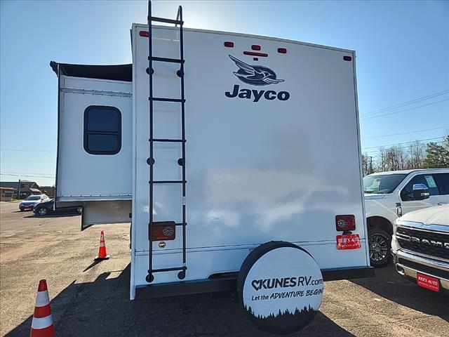 2025 Ford E-Series E-450 SD