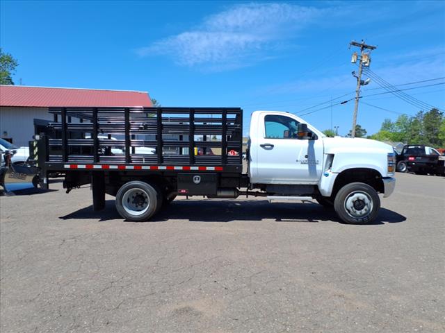 2022 Chevrolet Silverado 5500 Stake Body