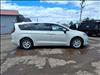 2017 Chrysler Pacifica Touring - thumbnail 7
