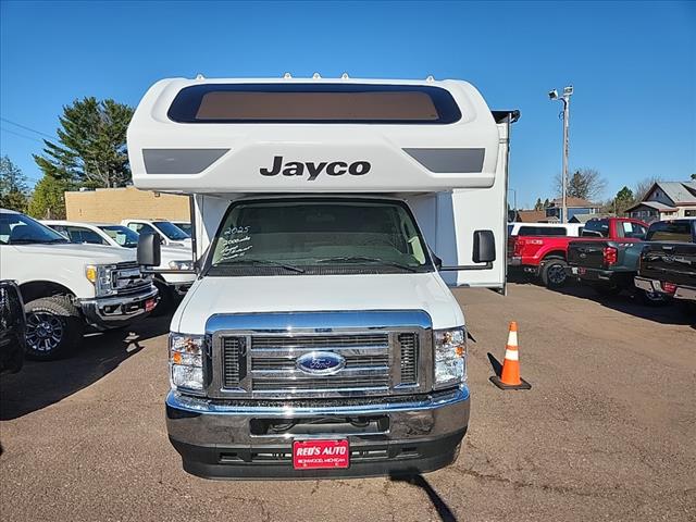 2025 Ford E-Series E-450 SD