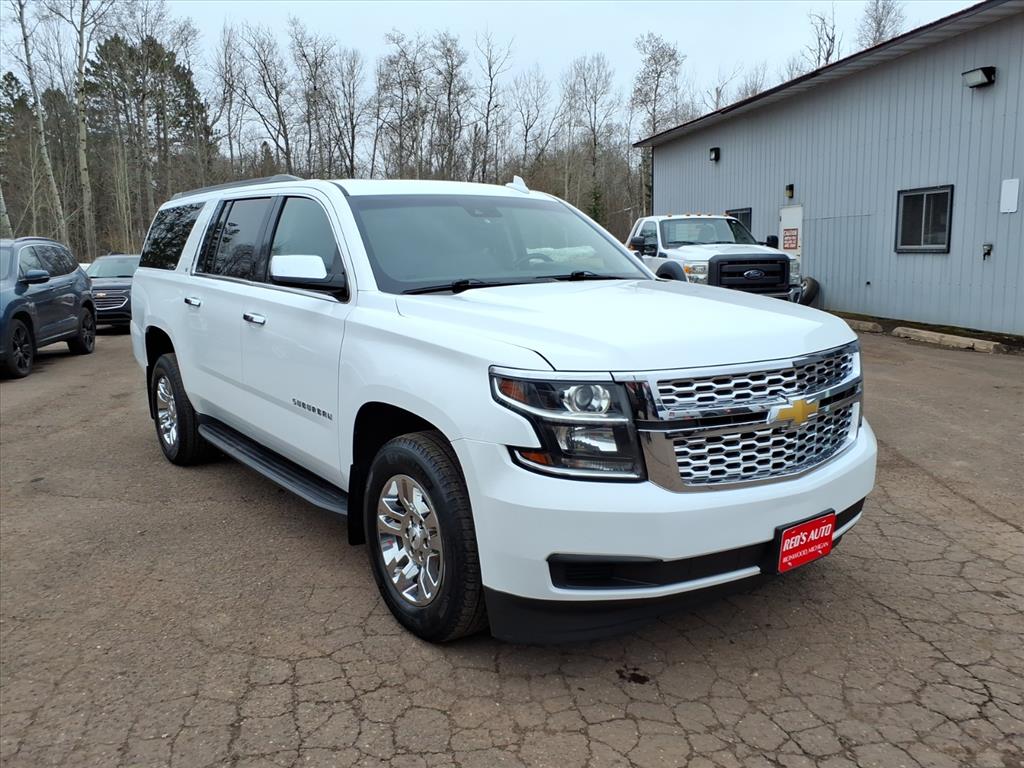 2018 Chevrolet Suburban LT - Photo 8
