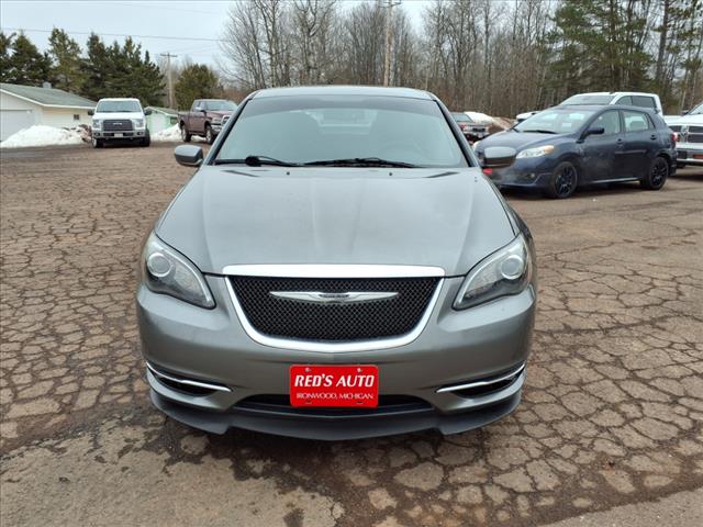 2013 Chrysler 200 Limited