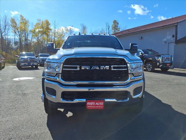2024 RAM 5500 Flat Bed