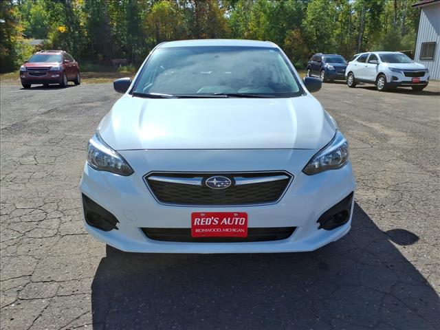 2017 Subaru Impreza 2.0i