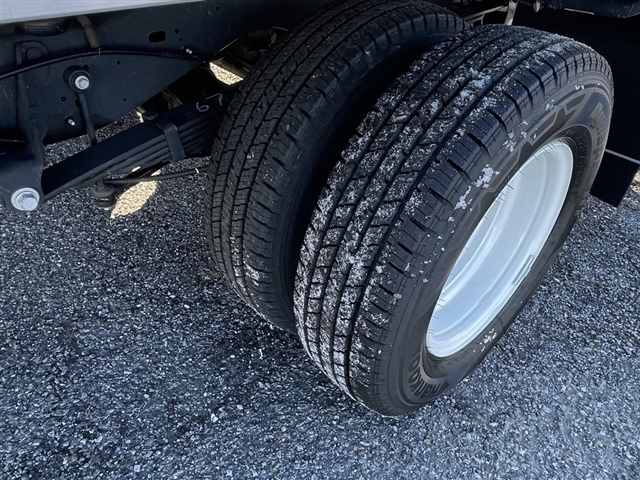 2024 Ford E-450SD Base