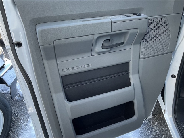 2024 Ford E-450SD Base