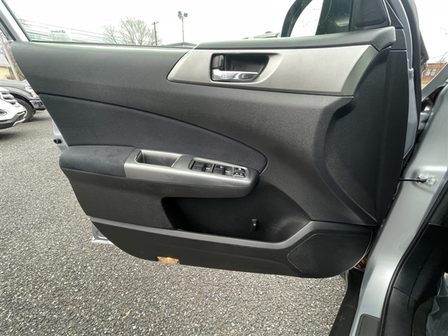 2012 Subaru Forester 2.5X Touring