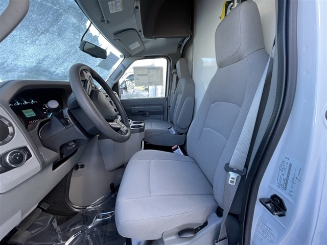 2024 Ford E-450SD Base