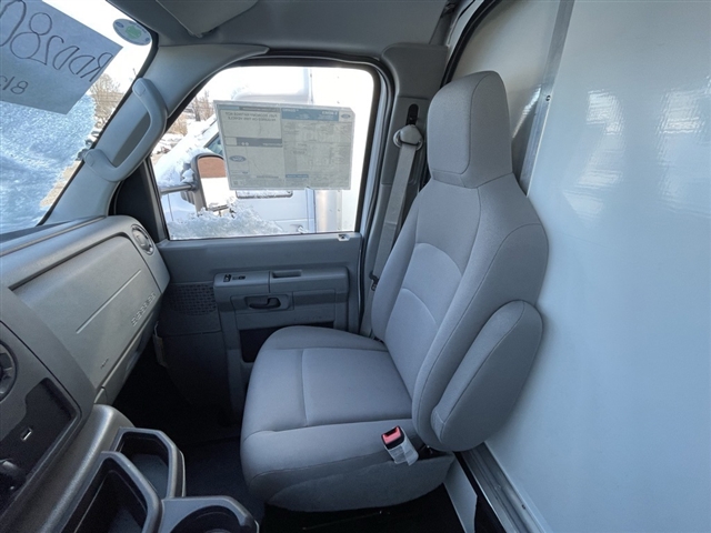 2024 Ford E-450SD Base