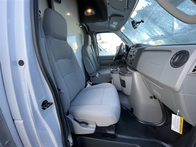2024 Ford E-450SD Base