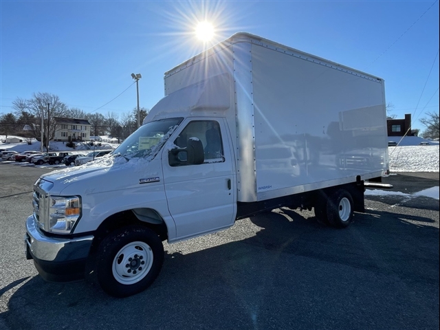 2024 Ford E-450SD Base