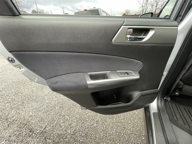 2012 Subaru Forester 2.5X Touring