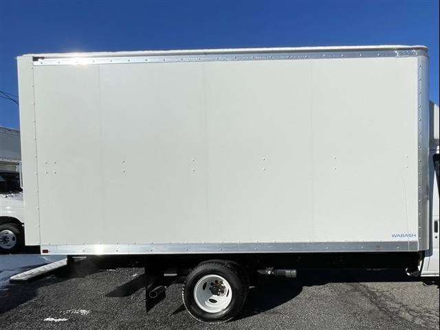 2024 Ford E-450SD Base