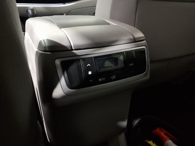 2017 Toyota Highlander LE