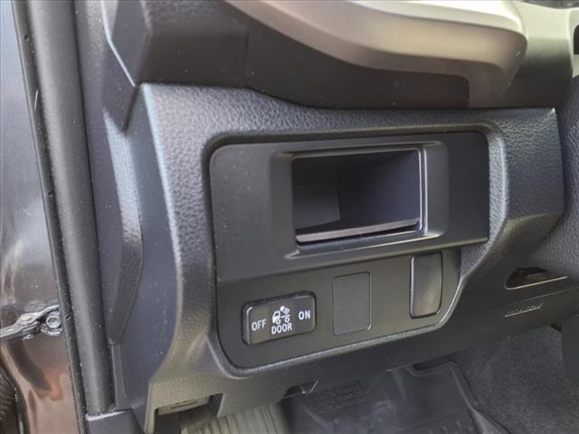 2017 Toyota Tacoma SR5 V6