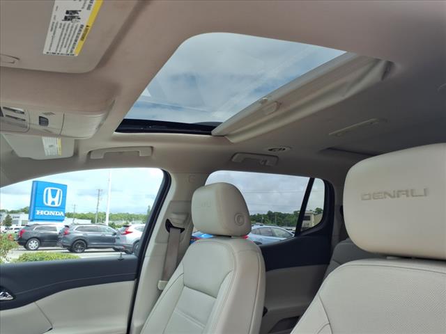 2020 GMC Acadia Denali