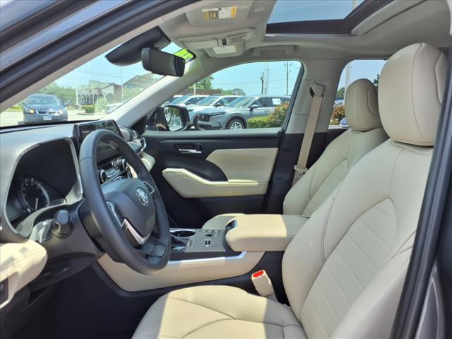 2024 Toyota Highlander XLE