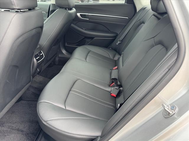 2025 Hyundai SONATA Hybrid Limited