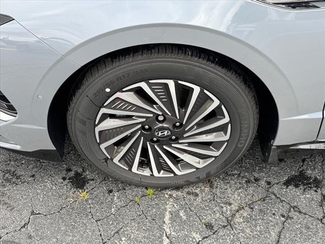 2025 Hyundai SONATA Hybrid Limited
