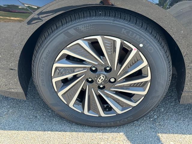 2025 Hyundai SONATA Hybrid Limited