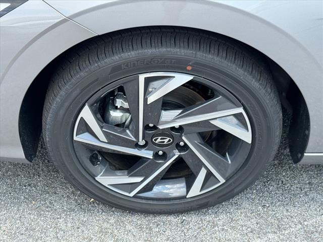 2025 Hyundai ELANTRA Hybrid Limited