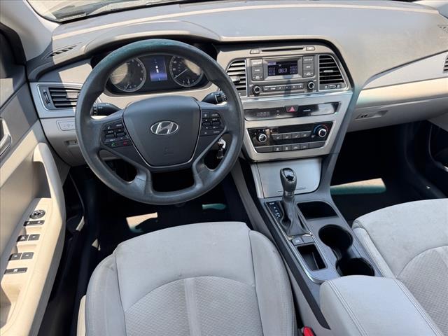 2016 Hyundai SONATA 