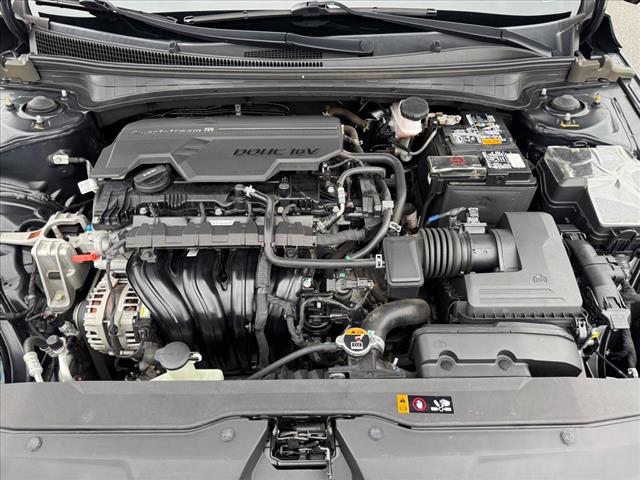 2021 Hyundai ELANTRA Limited