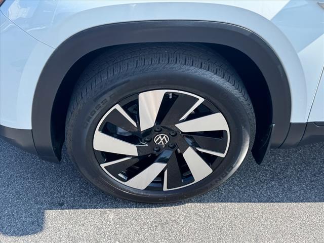2024 Volkswagen Atlas Cross Sport SE 4Motion