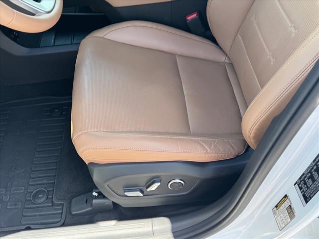 2025 Hyundai SANTA FE Hybrid Limited