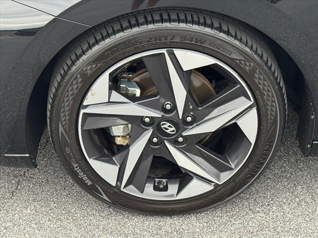 2021 Hyundai ELANTRA Limited