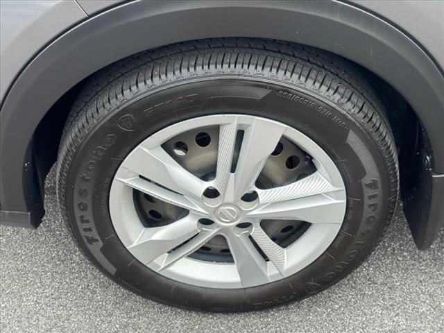 2023 Nissan Kicks S