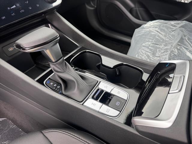 2025 Hyundai SANTA CRUZ SEL Activity