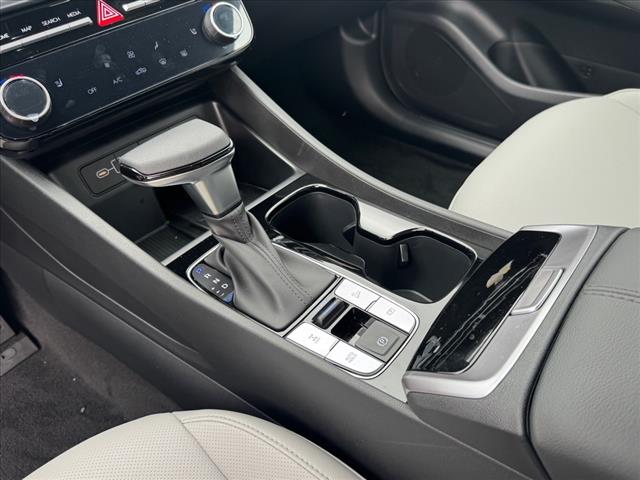 2025 Hyundai SANTA CRUZ SEL Activity