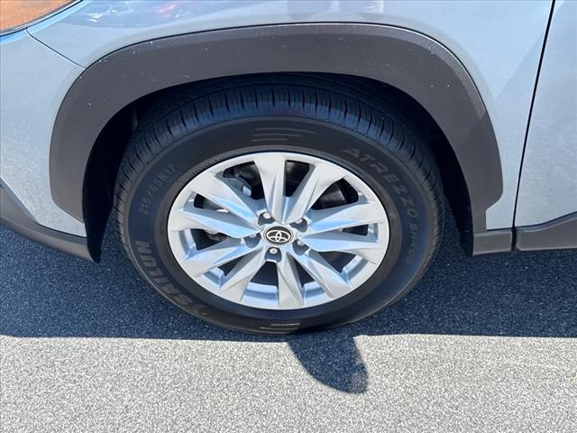 2023 Toyota Corolla Cross LE