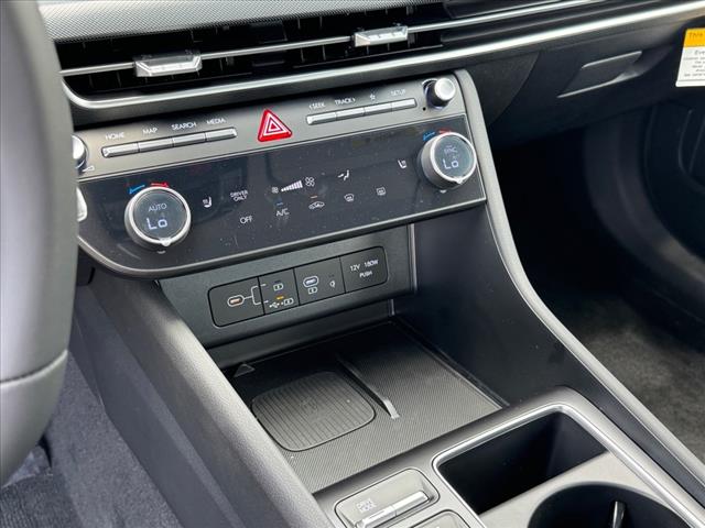 2025 Hyundai SONATA Hybrid SEL