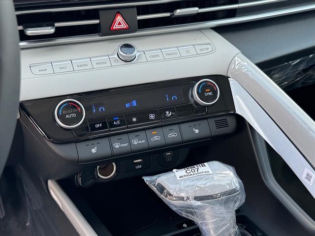 2025 Hyundai ELANTRA Limited