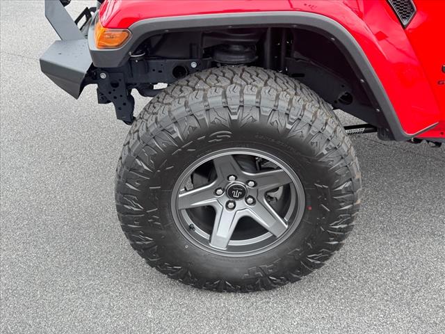 2024 Jeep Gladiator Sport S