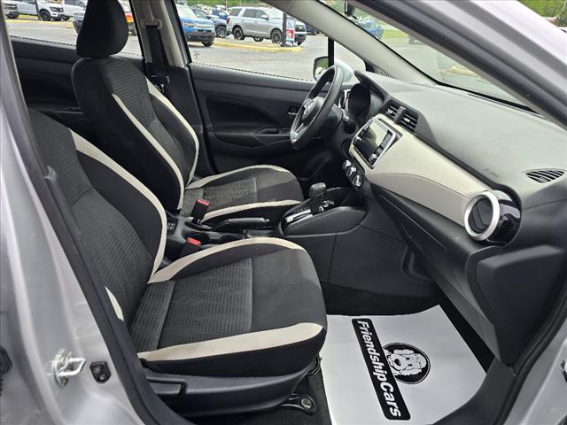 2022 Nissan Versa SV