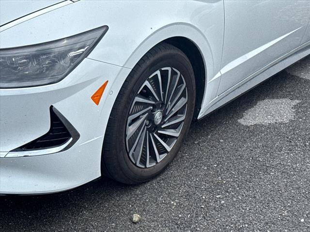 2023 Hyundai SONATA Hybrid Limited