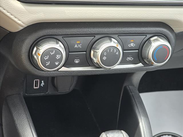 2022 Nissan Versa SV