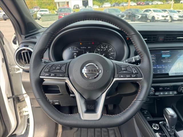 2021 Nissan Kicks SR