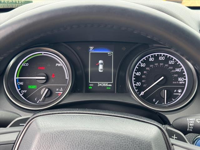 2022 Toyota Camry Hybrid SE Nightshade