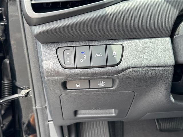 2022 Hyundai IONIQ Hybrid SEL