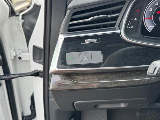 2025 Audi Q7 quattro Premium Plus 55 TFSI