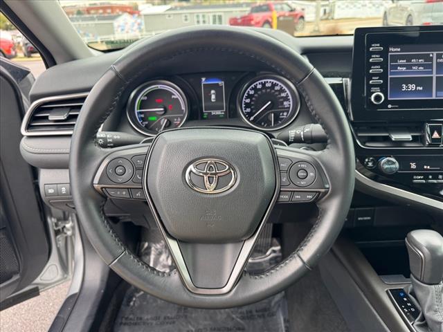 2022 Toyota Camry Hybrid SE Nightshade