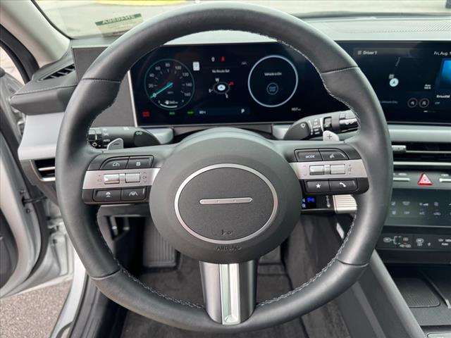 2025 Hyundai SONATA Hybrid Limited