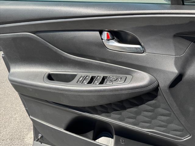 2023 Hyundai SANTA FE SE