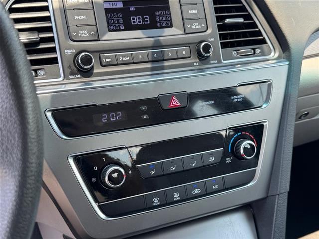 2016 Hyundai SONATA 